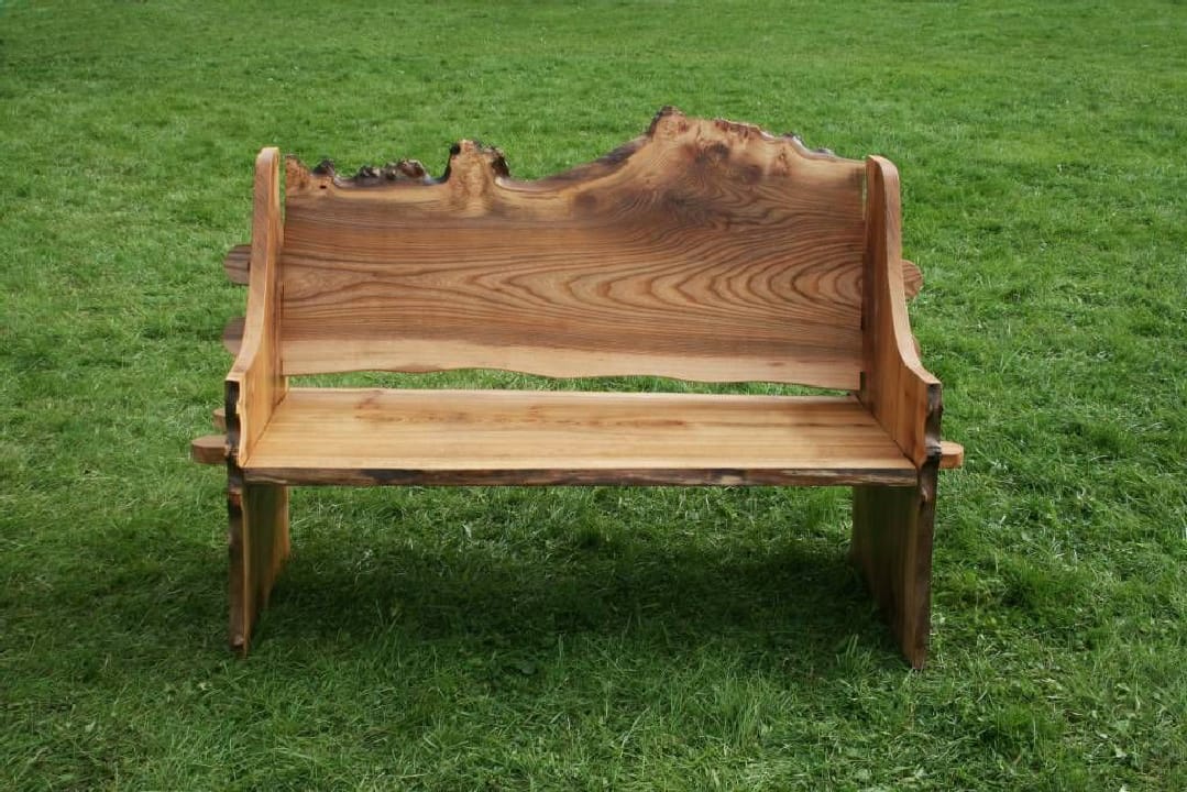 Banca de madera artesanal