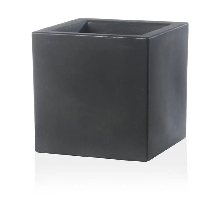 Macetero negro de 10x10 cm